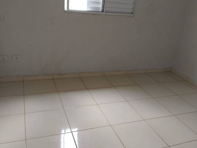 Casa para Venda em Mairinque - 4